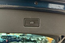 sininen Volkswagen Tiguan 2021 kuva 30.