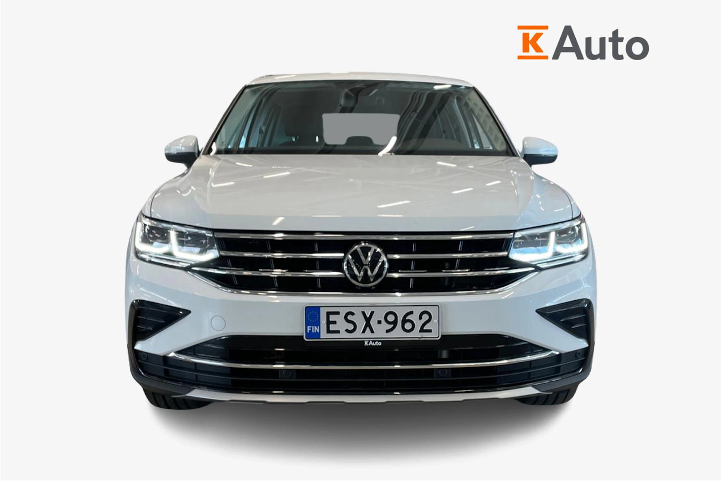 valkoinen Volkswagen Tiguan 2021 kuva 5.