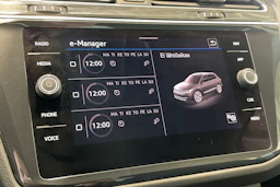 valkoinen Volkswagen Tiguan 2021 kuva 28.