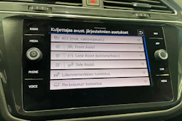 valkoinen Volkswagen Tiguan 2021 kuva 33.