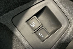 valkoinen Volkswagen Tiguan 2021 kuva 40.