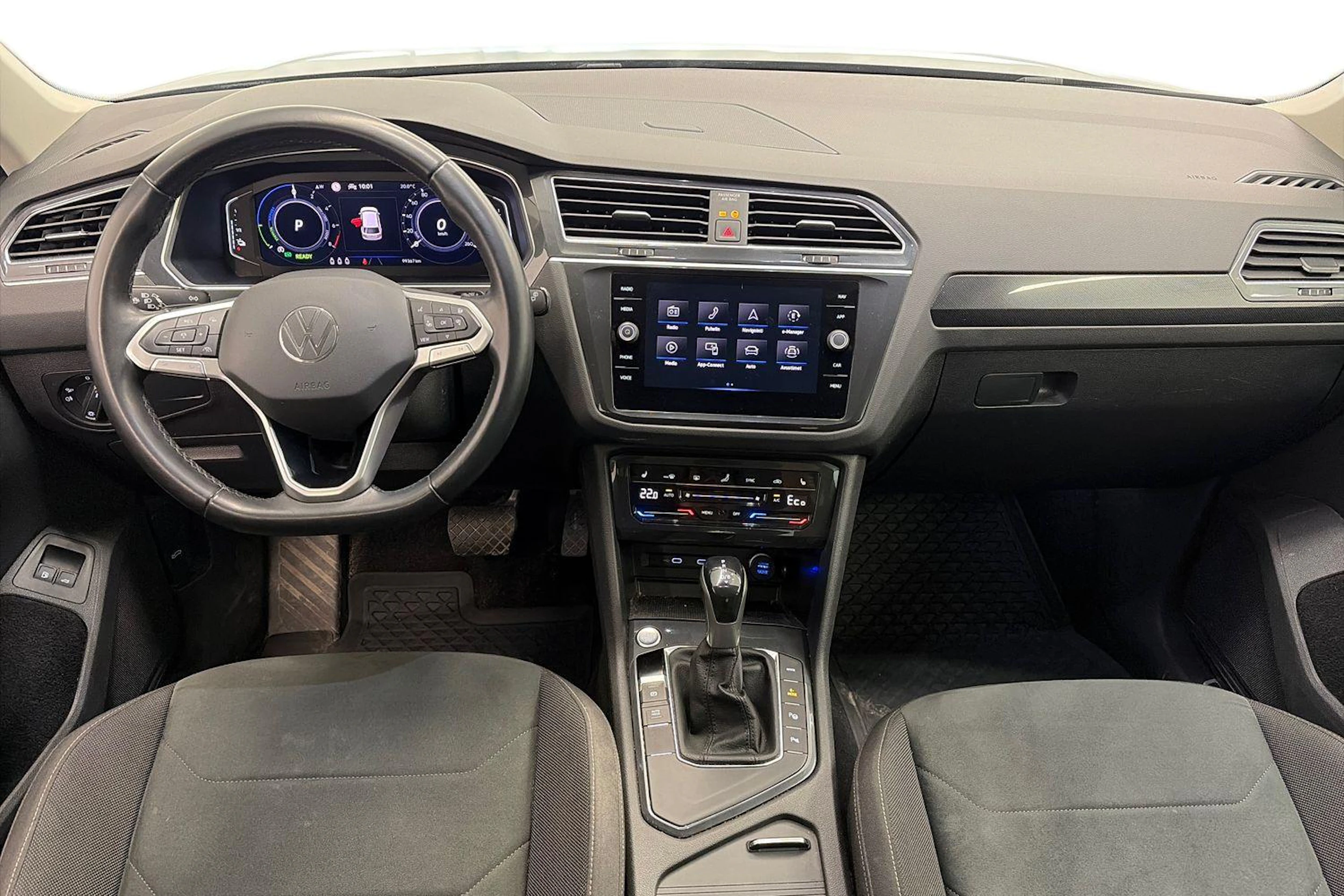 musta Volkswagen Tiguan 2021 kuva 9.