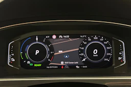 valkoinen Volkswagen Tiguan 2021 kuva 19.