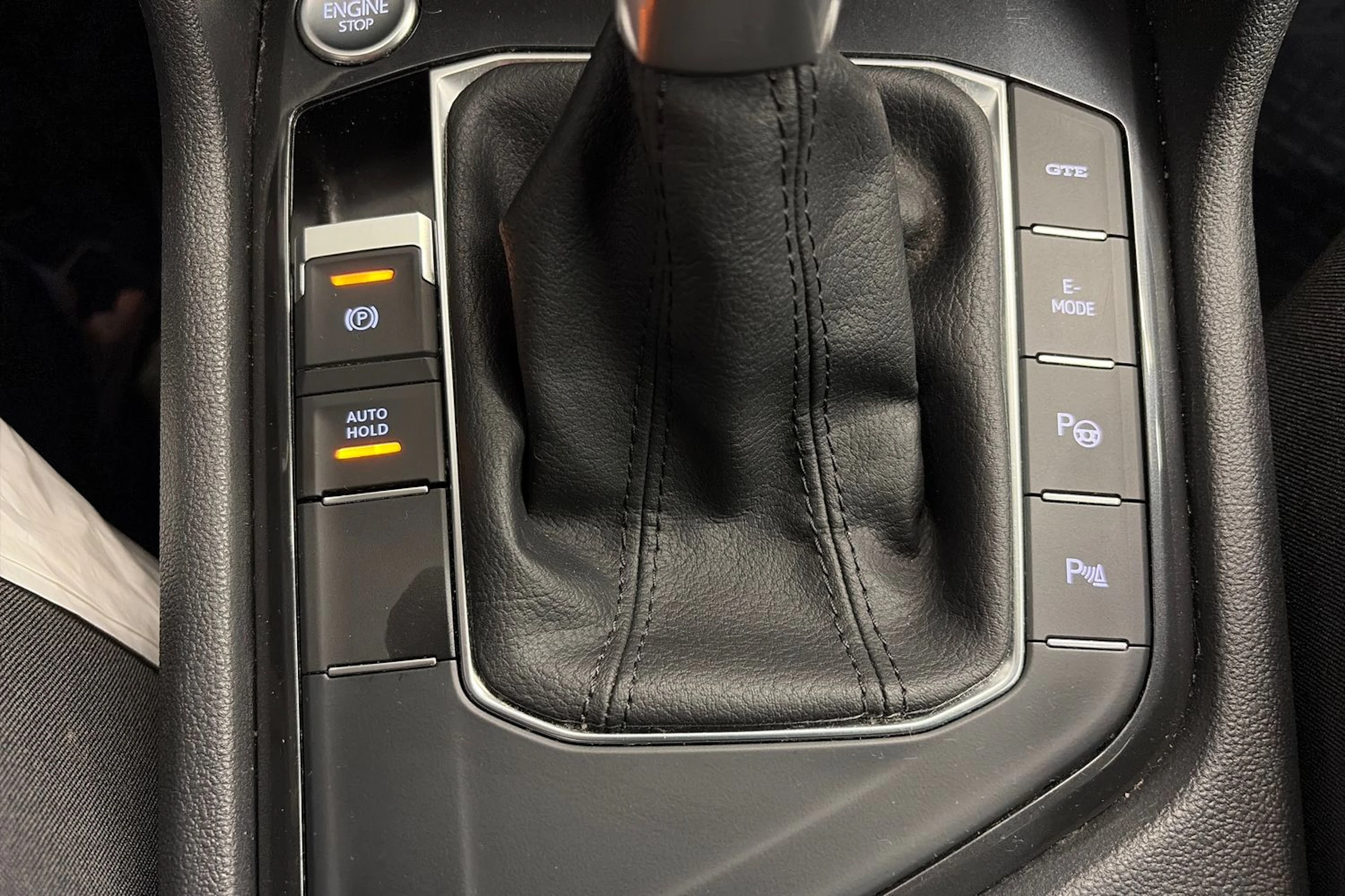 sininen Volkswagen Tiguan 2021 kuva 26.
