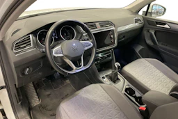 Valkoinen Volkswagen Tiguan 2021 kuva 3.