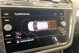 Valkoinen Volkswagen Tiguan 2021 kuva 22.