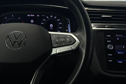harmaa Volkswagen Tiguan 2021 kuva 18.