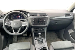Harmaa Volkswagen Tiguan 2021 kuva 3.