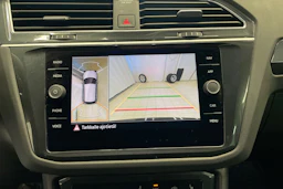 Harmaa Volkswagen Tiguan 2021 kuva 16.