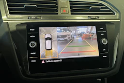 valkoinen Volkswagen Tiguan 2021 kuva 19.