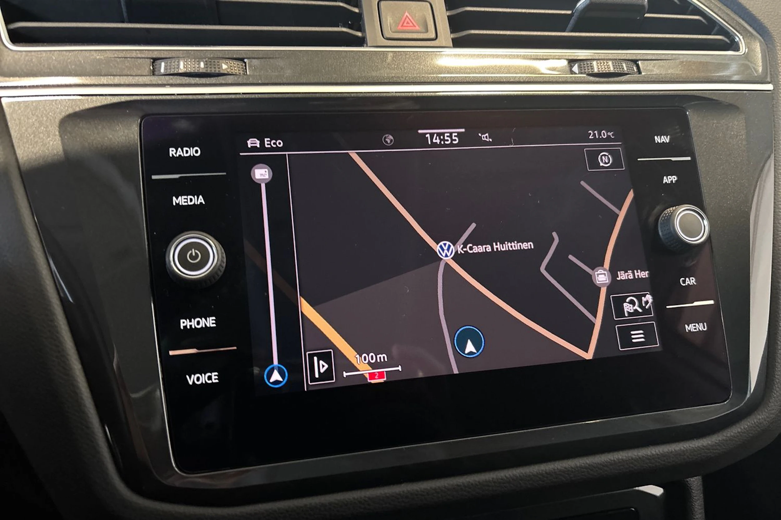 valkoinen Volkswagen Tiguan 2021 kuva 20.