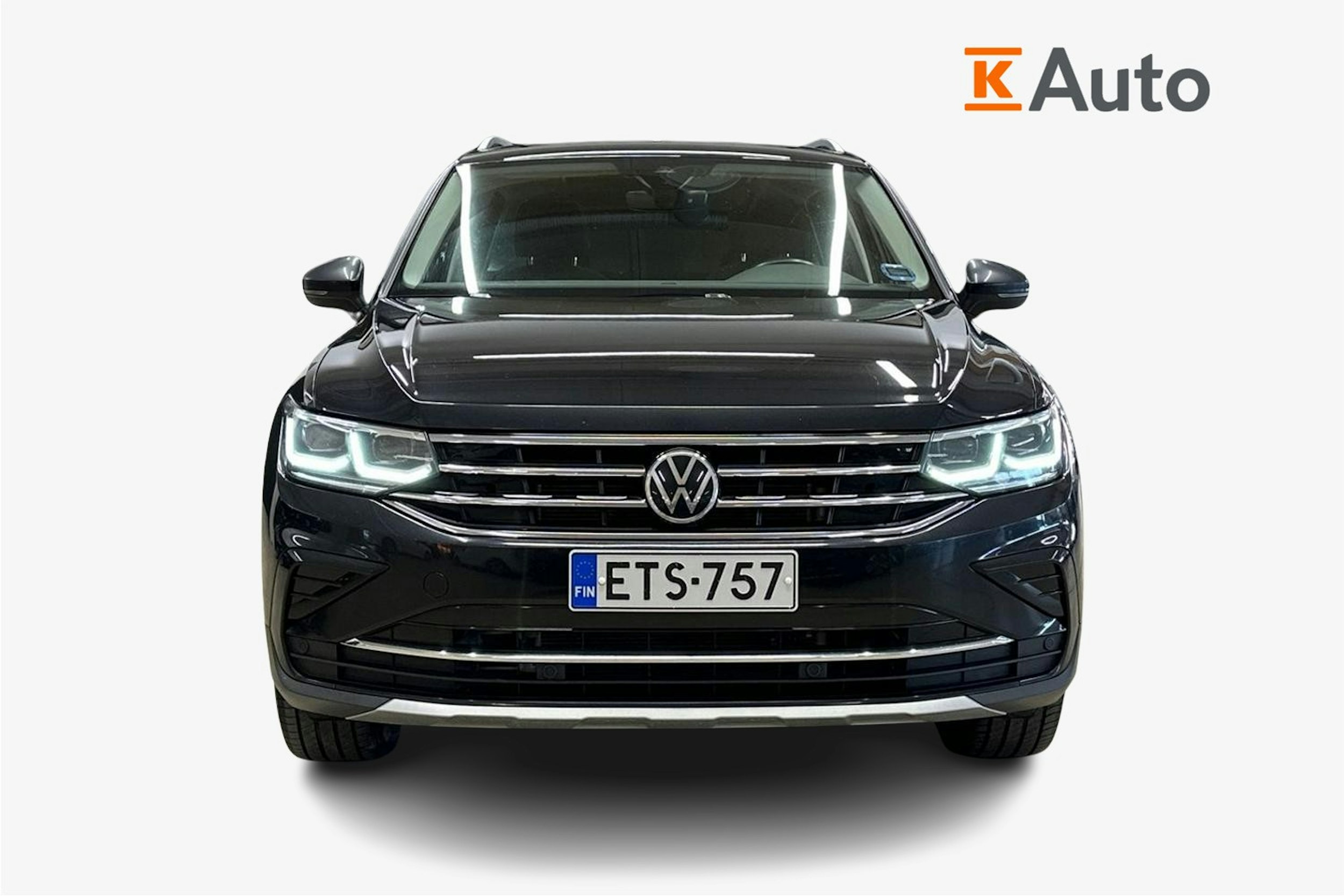 musta Volkswagen Tiguan 2021 kuva 5.