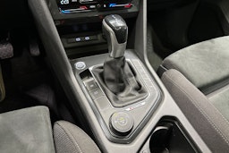 musta Volkswagen Tiguan 2021 kuva 27.