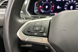 musta Volkswagen Tiguan 2021 kuva 30.