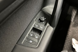 musta Volkswagen Tiguan 2021 kuva 34.