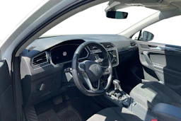 valkoinen Volkswagen Tiguan 2021 kuva 3.