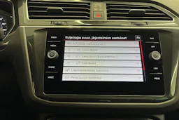 valkoinen Volkswagen Tiguan 2021 kuva 20.
