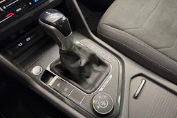 valkoinen Volkswagen Tiguan 2021 kuva 24.