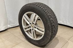 sininen Volkswagen Tiguan 2021 kuva 13.