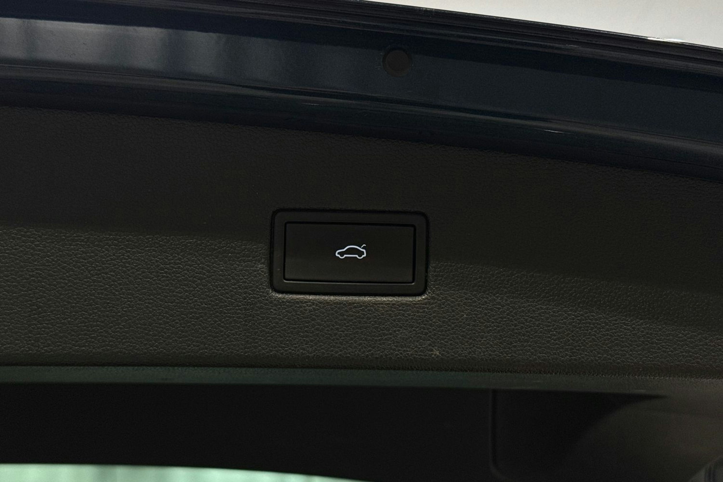 sininen Volkswagen Tiguan 2021 kuva 15.