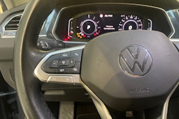 harmaa Volkswagen Tiguan 2021 kuva 11.