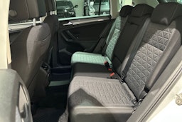 valkoinen Volkswagen Tiguan 2021 kuva 11.