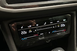 valkoinen Volkswagen Tiguan 2021 kuva 19.