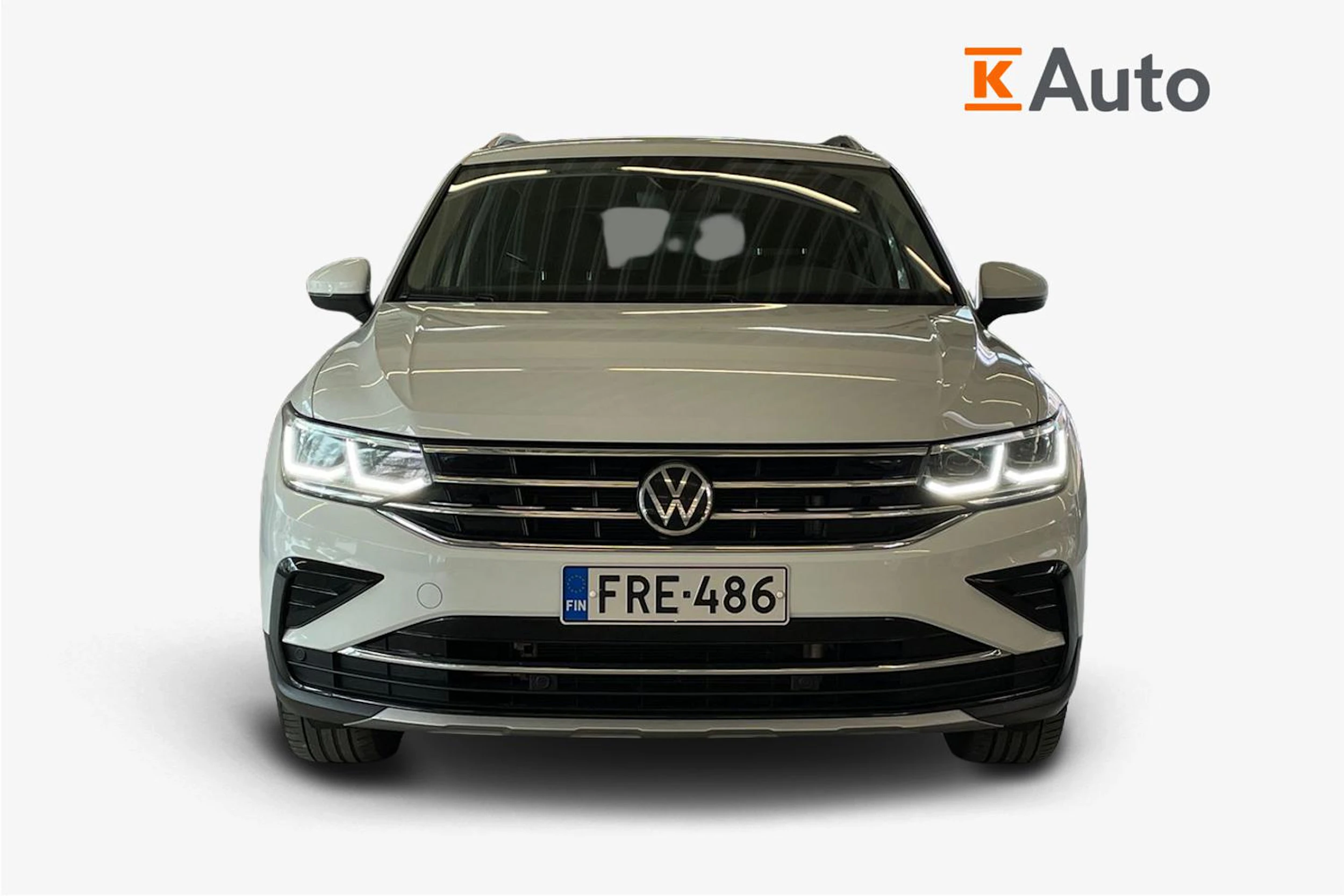 valkoinen Volkswagen Tiguan 2021 kuva 5.