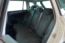 valkoinen Volkswagen Tiguan 2021 kuva 11.