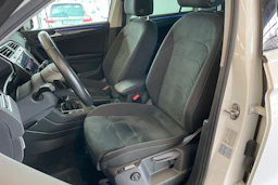 valkoinen Volkswagen Tiguan 2021 kuva 25.