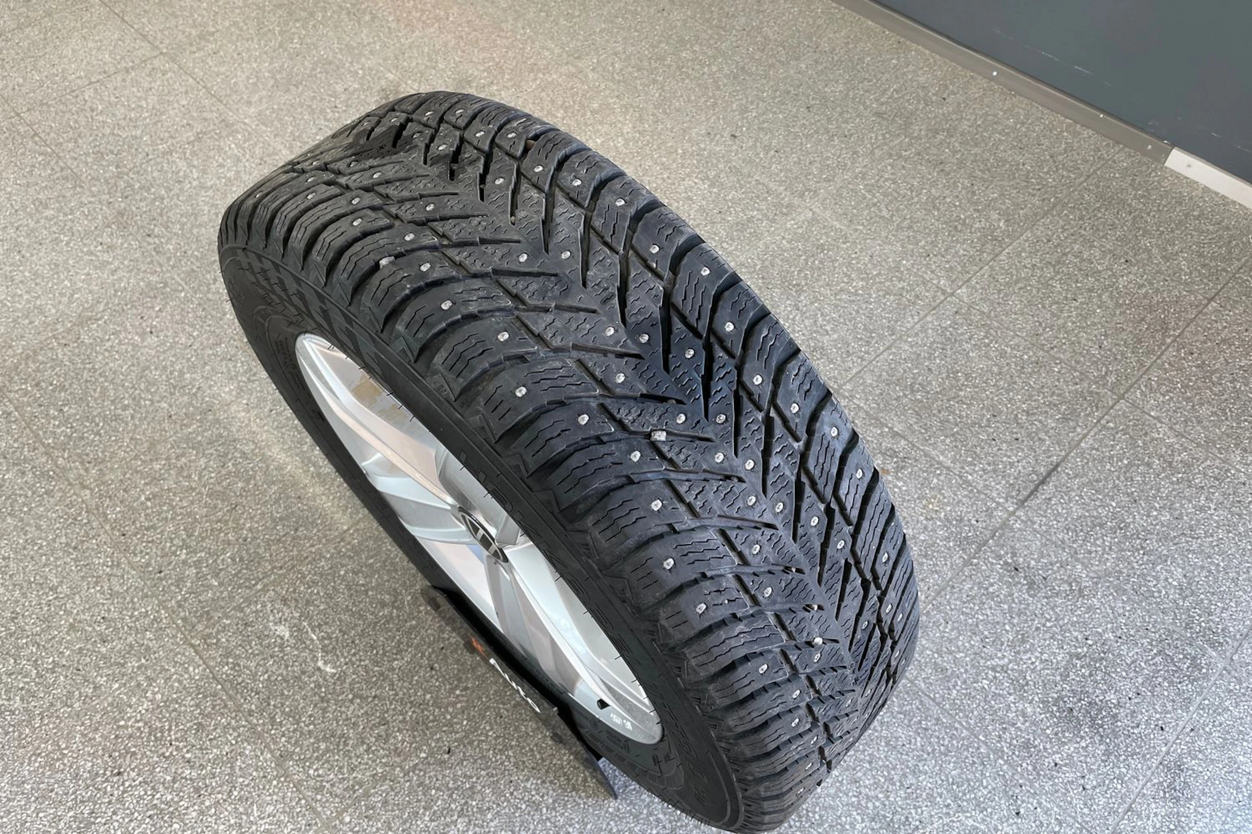 valkoinen Volkswagen Tiguan 2021 kuva 29.