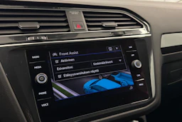valkoinen Volkswagen Tiguan 2021 kuva 24.