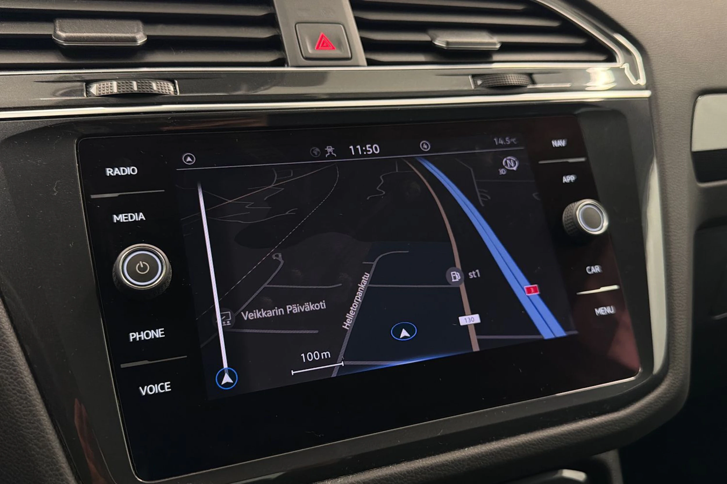 valkoinen Volkswagen Tiguan 2021 kuva 30.