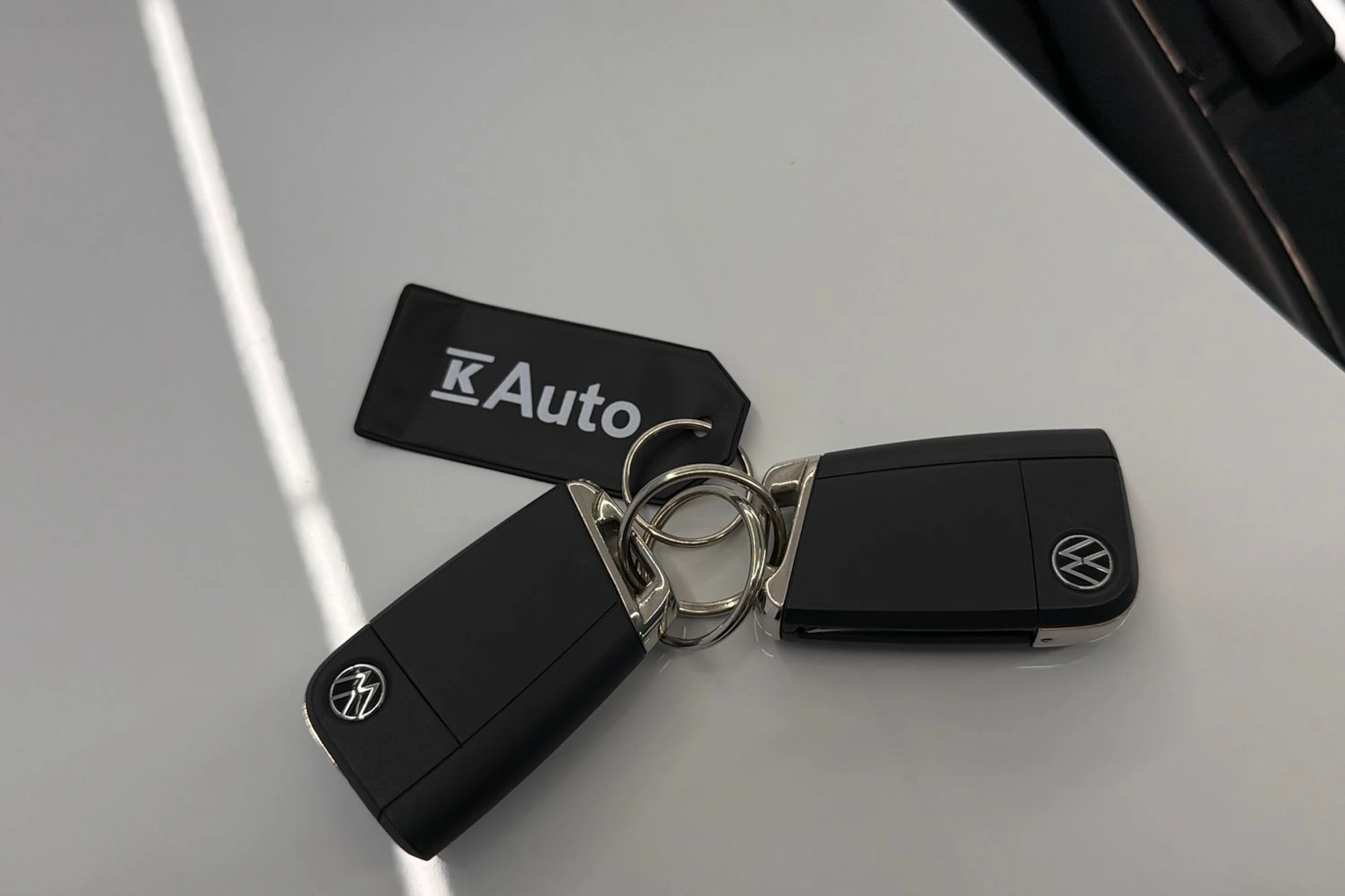 valkoinen Volkswagen Tiguan 2021 kuva 34.