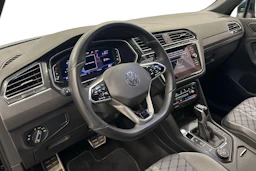 sininen Volkswagen Tiguan 2021 kuva 6.