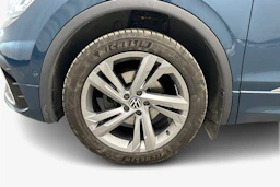 sininen Volkswagen Tiguan 2021 kuva 9.