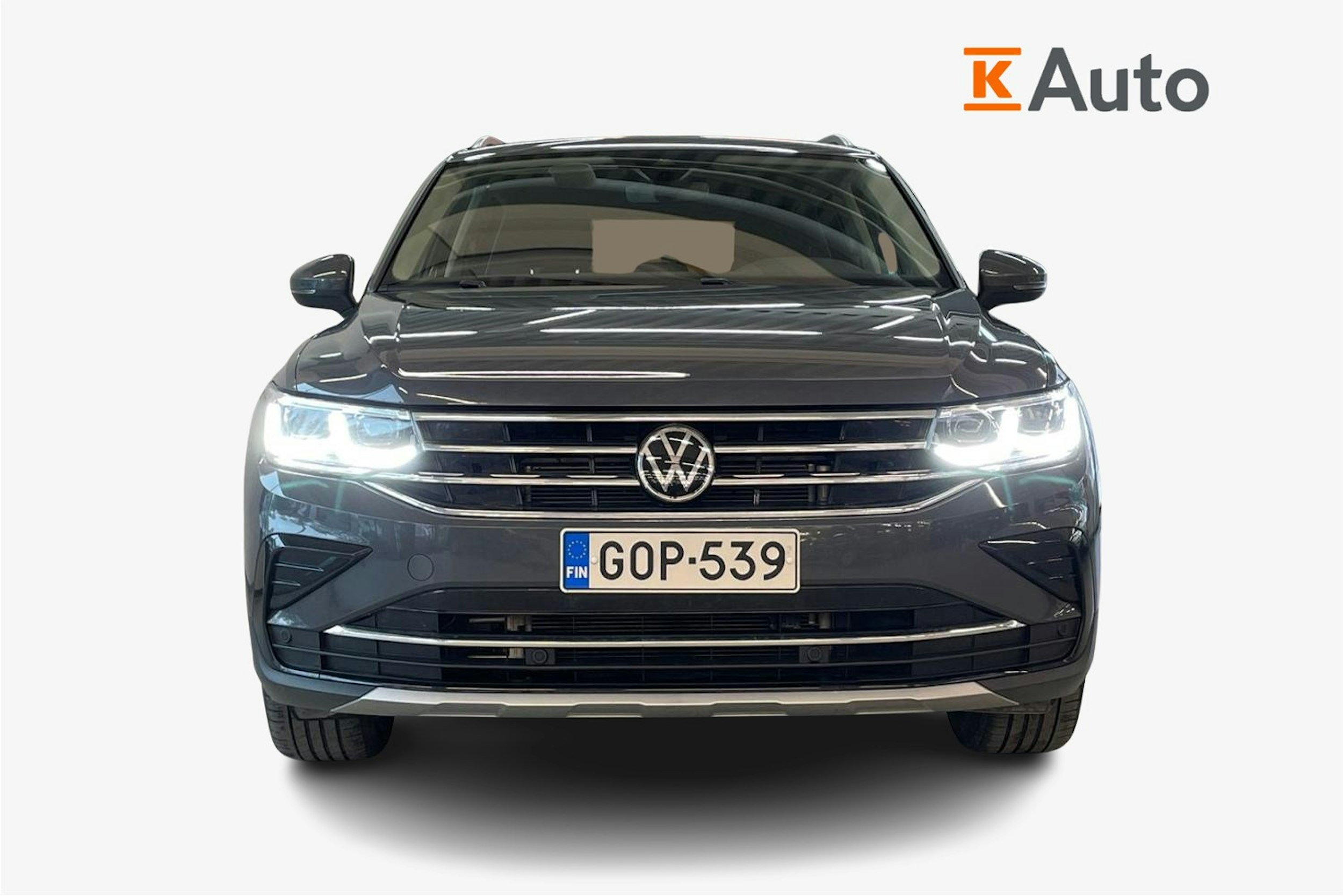 harmaa Volkswagen Tiguan 2021 kuva 5.