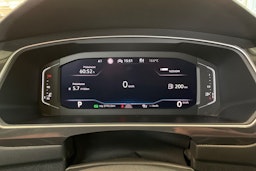harmaa Volkswagen Tiguan 2021 kuva 14.