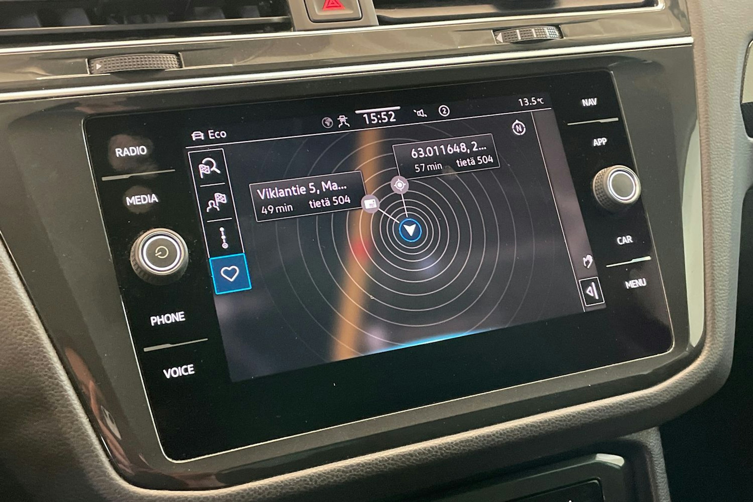 harmaa Volkswagen Tiguan 2021 kuva 18.