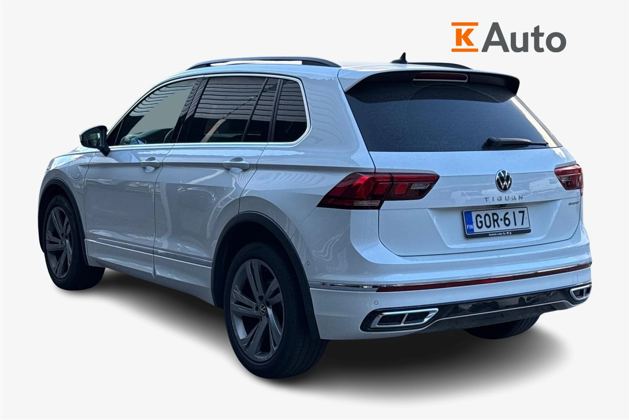 valkoinen Volkswagen Tiguan 2021 kuva 2.