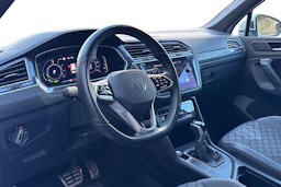 valkoinen Volkswagen Tiguan 2021 kuva 3.