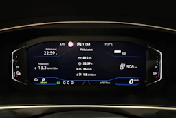 valkoinen Volkswagen Tiguan 2021 kuva 16.