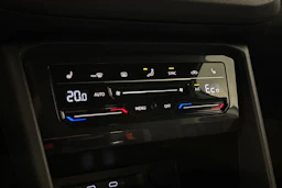 valkoinen Volkswagen Tiguan 2021 kuva 24.