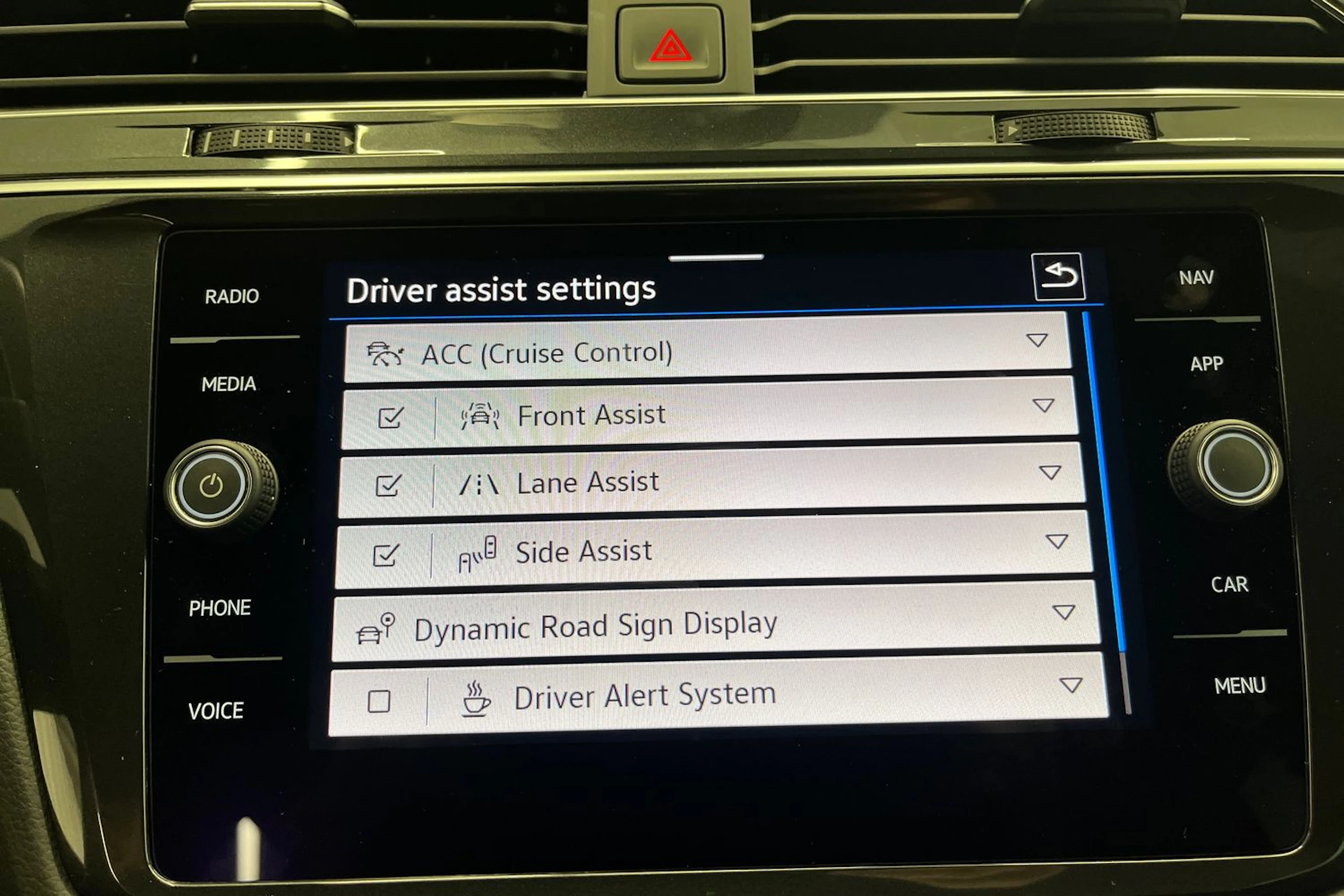 hopea Volkswagen Tiguan 2021 kuva 20.