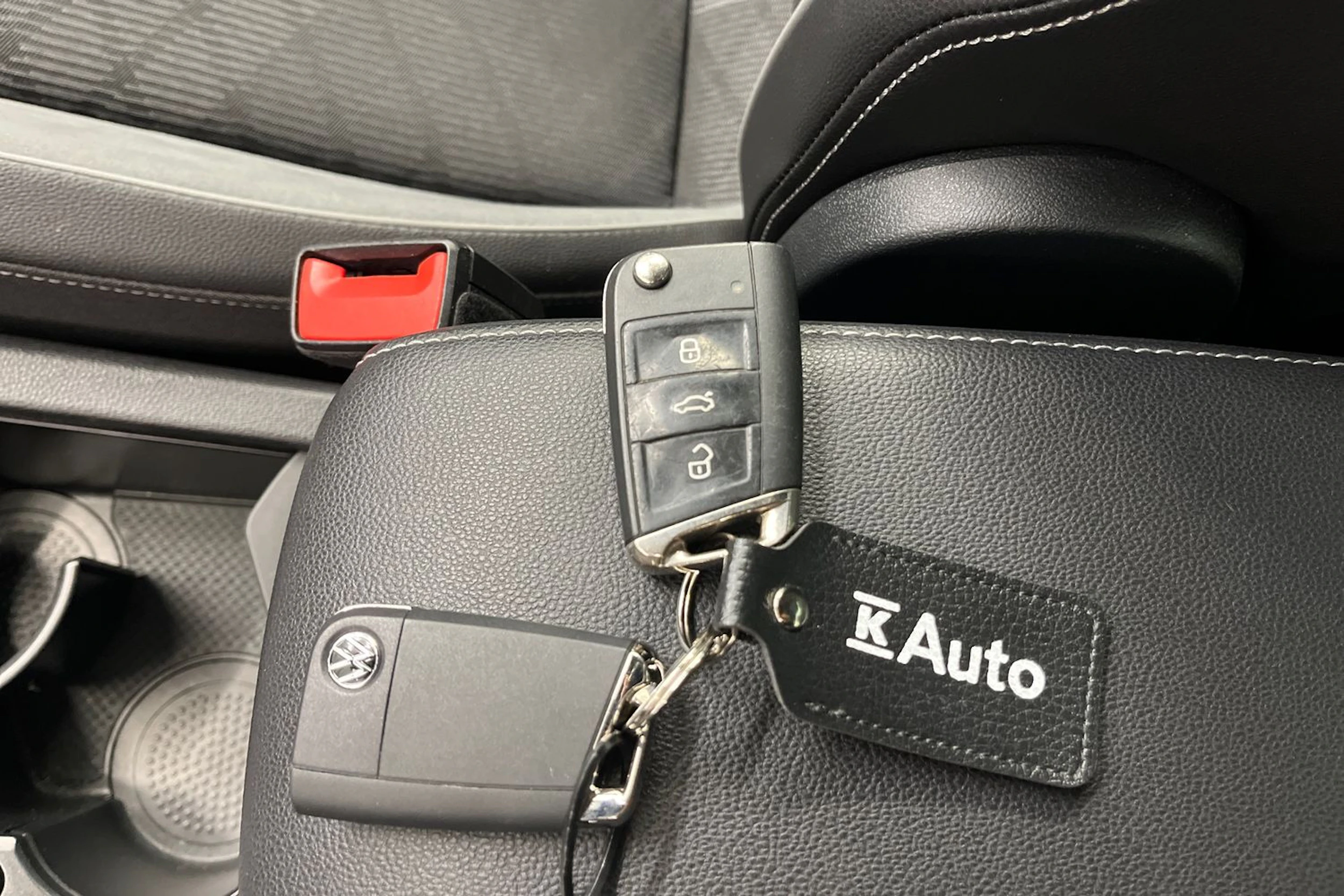 hopea Volkswagen Tiguan 2021 kuva 22.