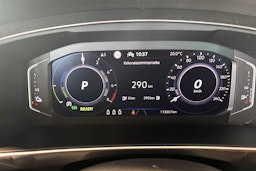 Sininen Volkswagen Tiguan 2021 kuva 14.