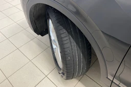 Harmaa Volkswagen Tiguan 2021 kuva 10.
