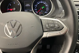 Harmaa Volkswagen Tiguan 2021 kuva 12.