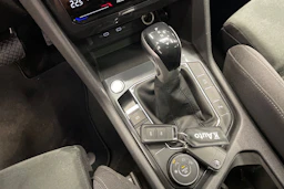 Harmaa Volkswagen Tiguan 2021 kuva 14.