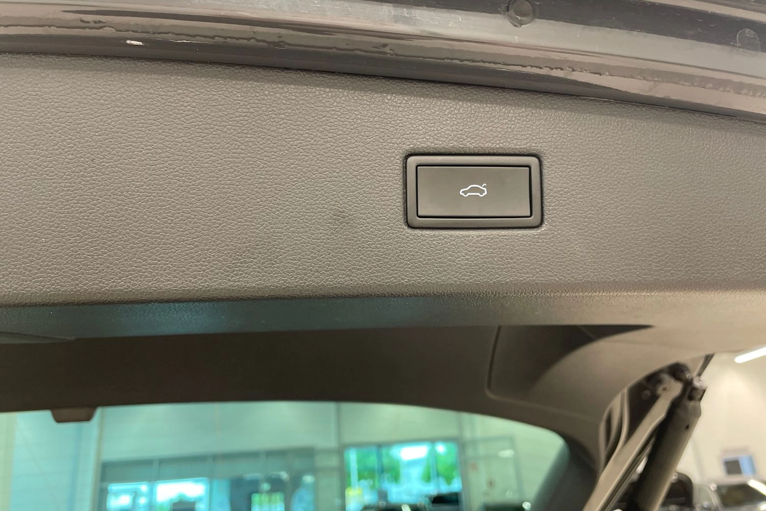 Harmaa Volkswagen Tiguan 2021 kuva 19.
